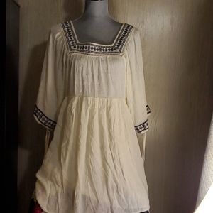 En creme boho tunic